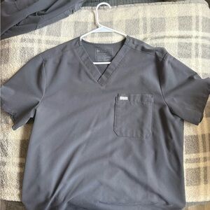 Figs Men's Charcoal V-Neck Scrub Shirt